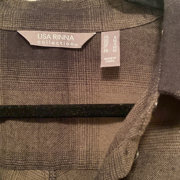 Lisa Rinna Collection Hi Low Plaid Button Down Shirt - Picture 3 of 5